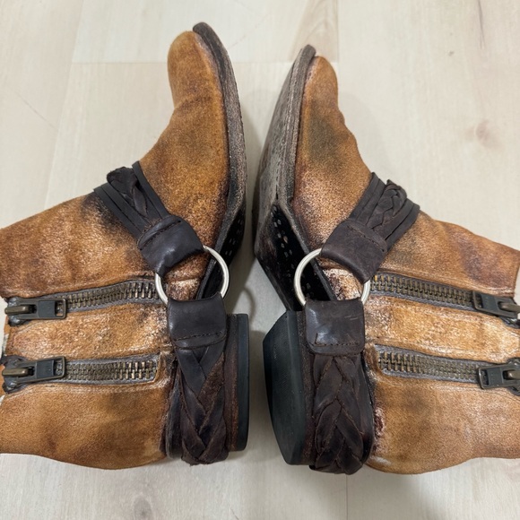 Freebird by Steven Clash Leather Ankle Boot Women's 9 Distressed Bootie Tan - Picture 12 of 15